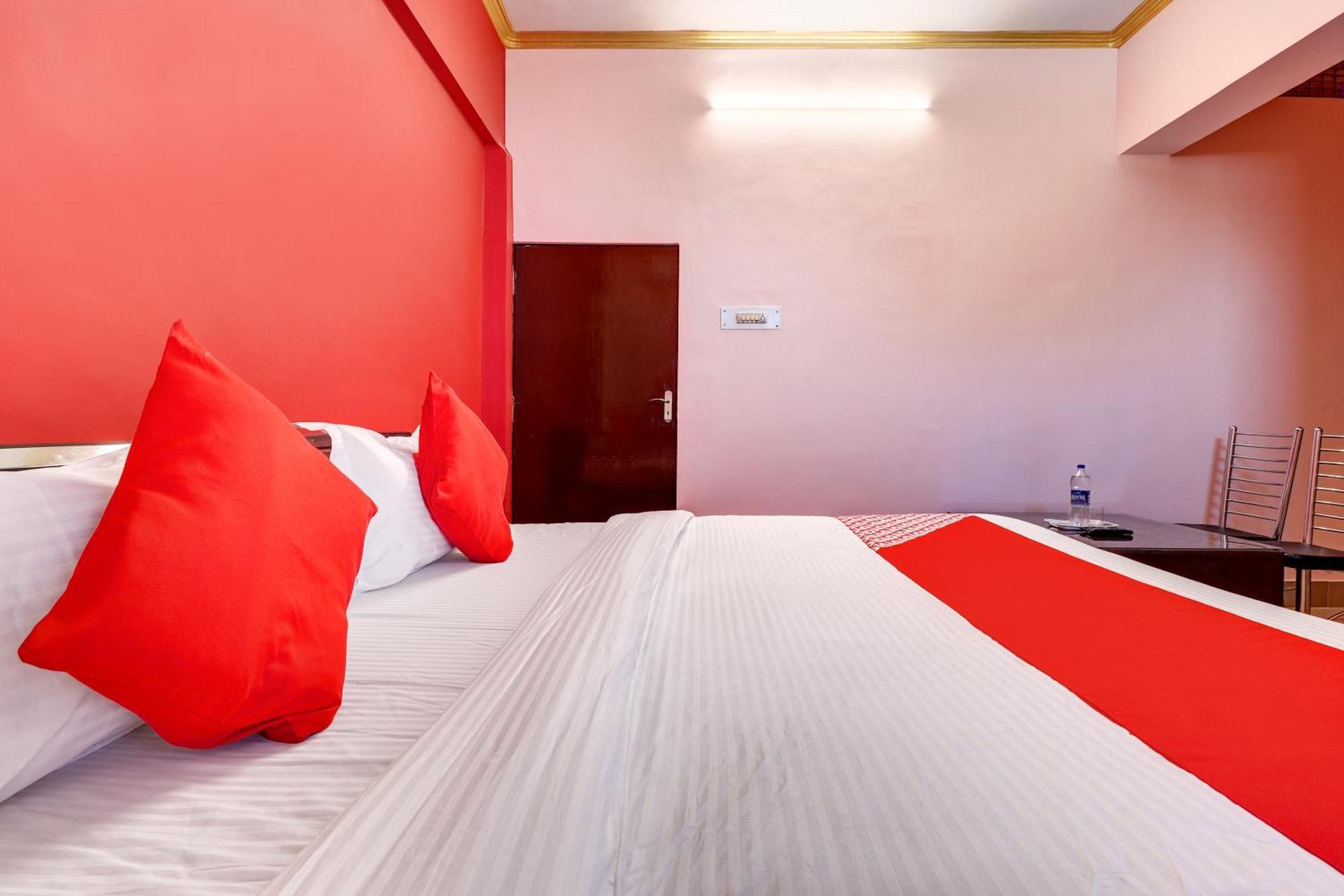 Hotel O Star City Hotel Ayodhya ภายนอก รูปภาพ